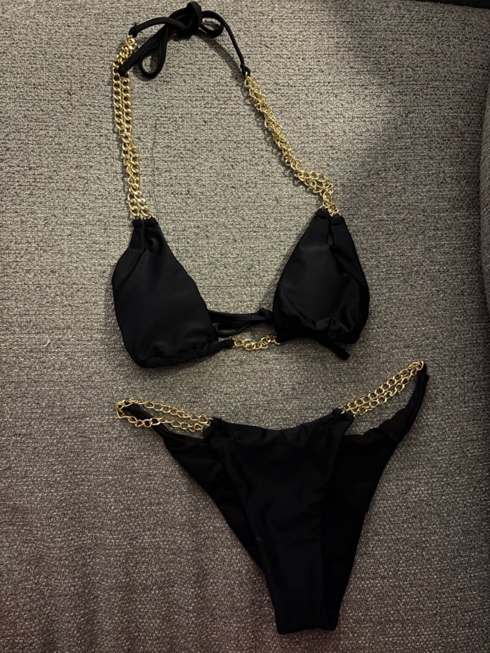 Black Chain-Detail Triangle Bikini Set